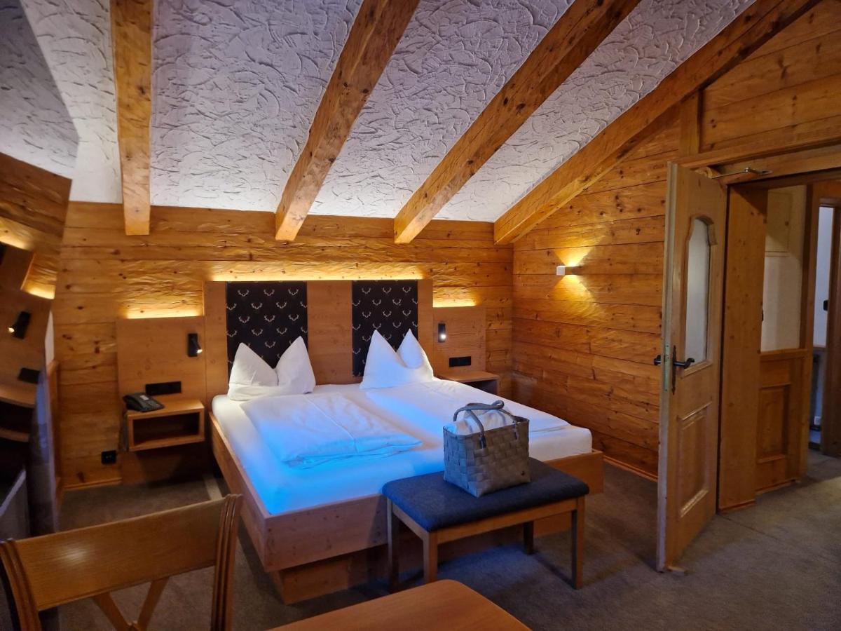 Hotel Seeblick 3*